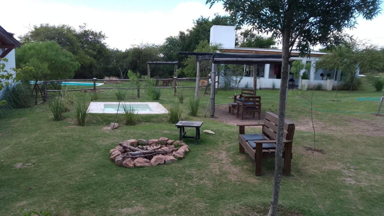 El Rincon De Jose Luis - Cabanas Y Restaurante Танти Экстерьер фото